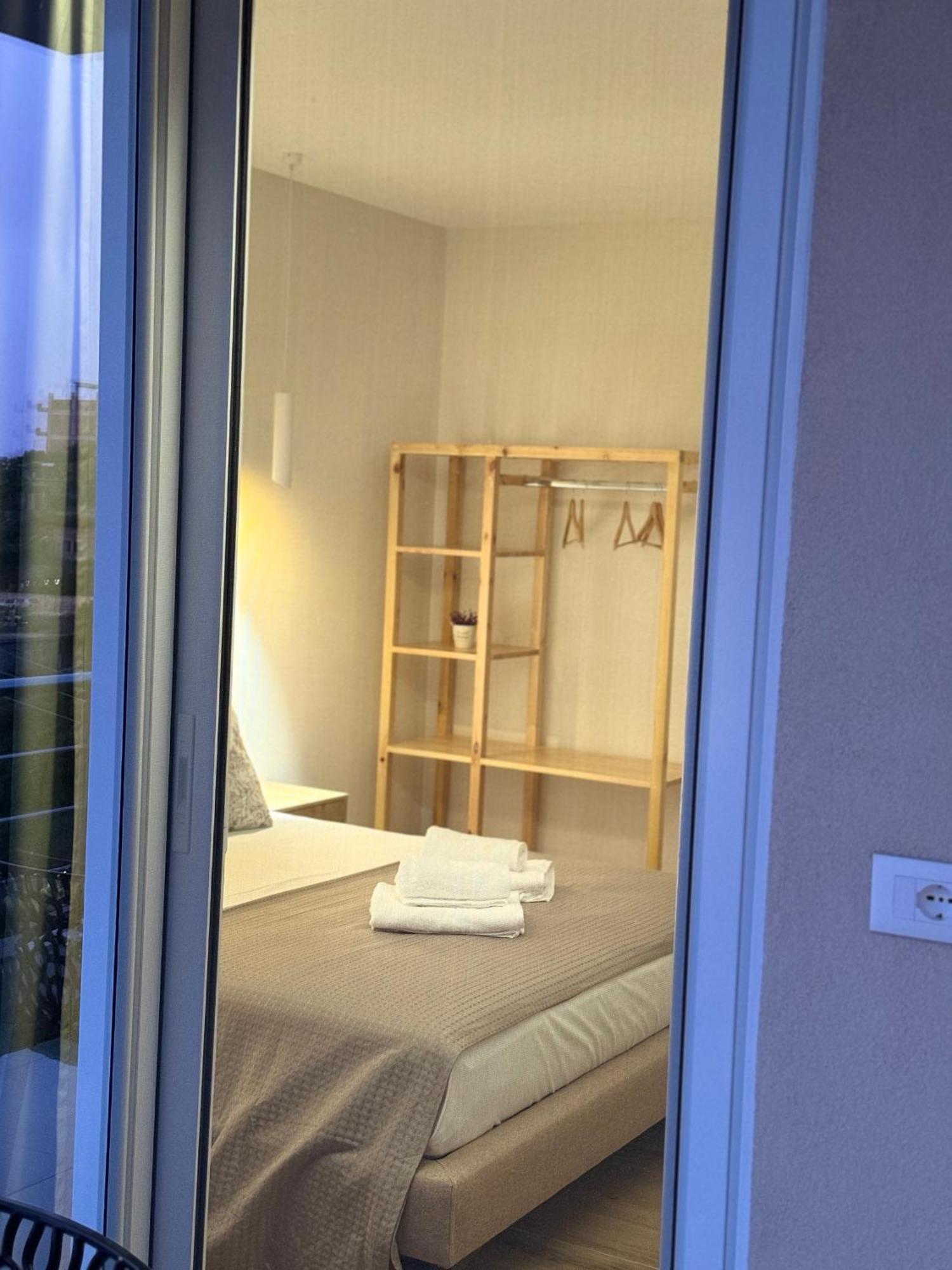 Ion Rooms Himarë Eksteriør billede